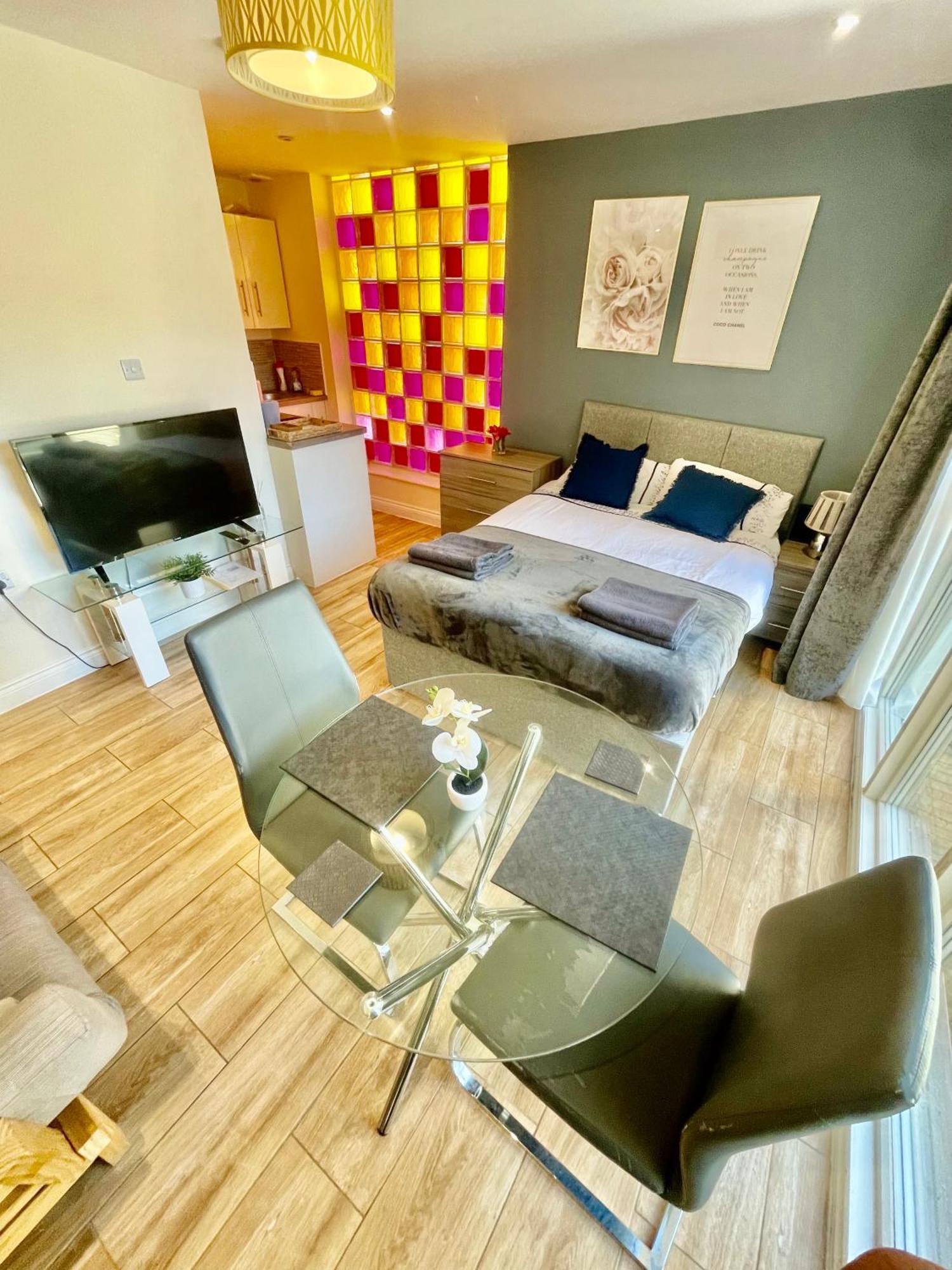Centre Immaculate Sleeps 2 - Location Paradise Street * Cambridge (Cambridgeshire)